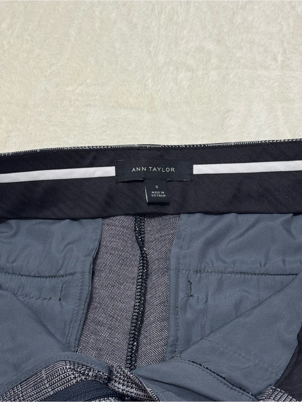 Ann Taylor Slim Leg Plaid Check Career Pant Work Size 0 Full Length - Picture 3 of 6